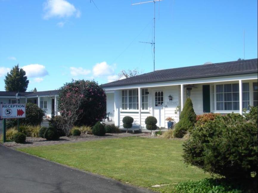 Colonial Court Motel ケンブリッジ エクステリア 写真