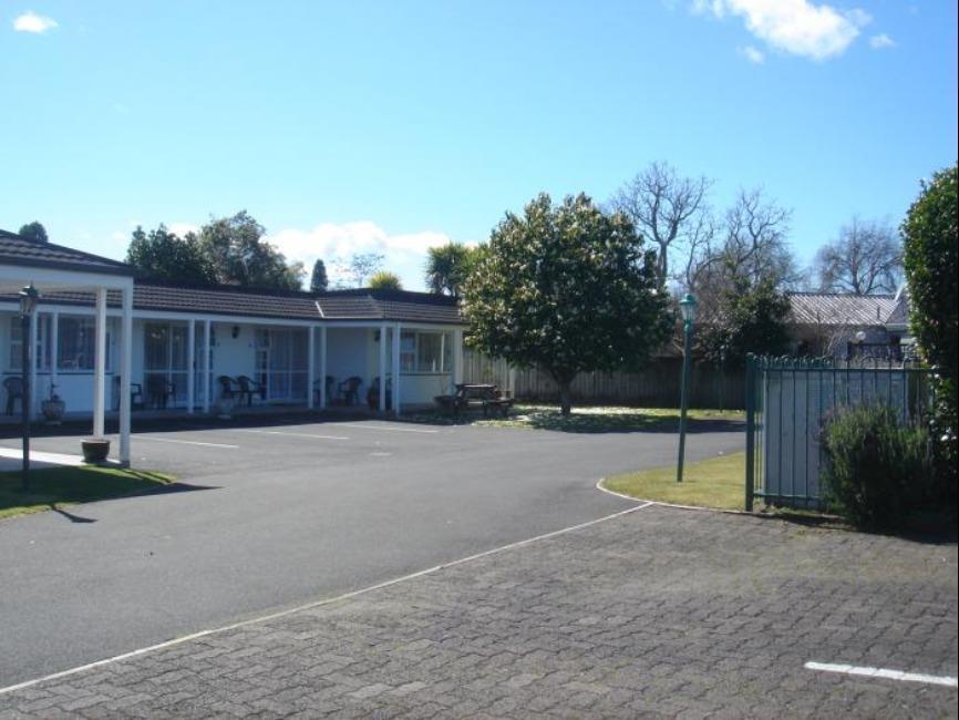 Colonial Court Motel ケンブリッジ エクステリア 写真