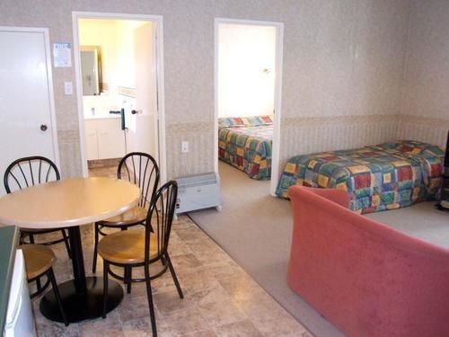 Colonial Court Motel ケンブリッジ エクステリア 写真