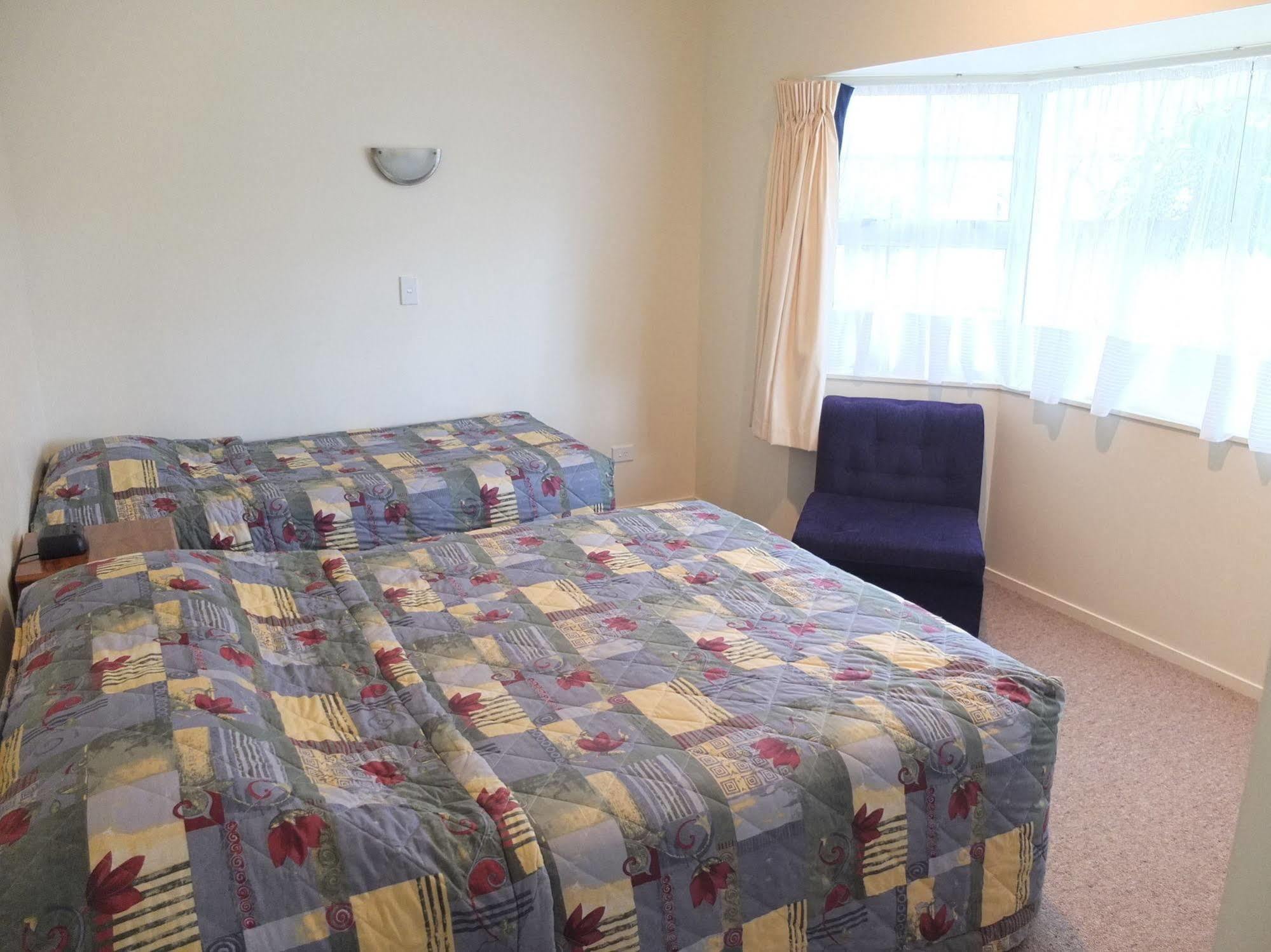 Colonial Court Motel ケンブリッジ エクステリア 写真